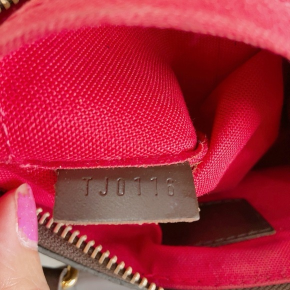 ❤️Beautiful authentic Louis Vuitton Siena Pm crossed body/shoulderbag - Picture 3 of 13